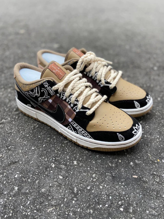 Tênis Nike Dunk Low "Cactus Jack"