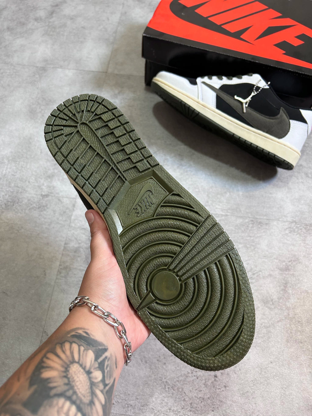 Air Jorda 1 Low Travis Scott