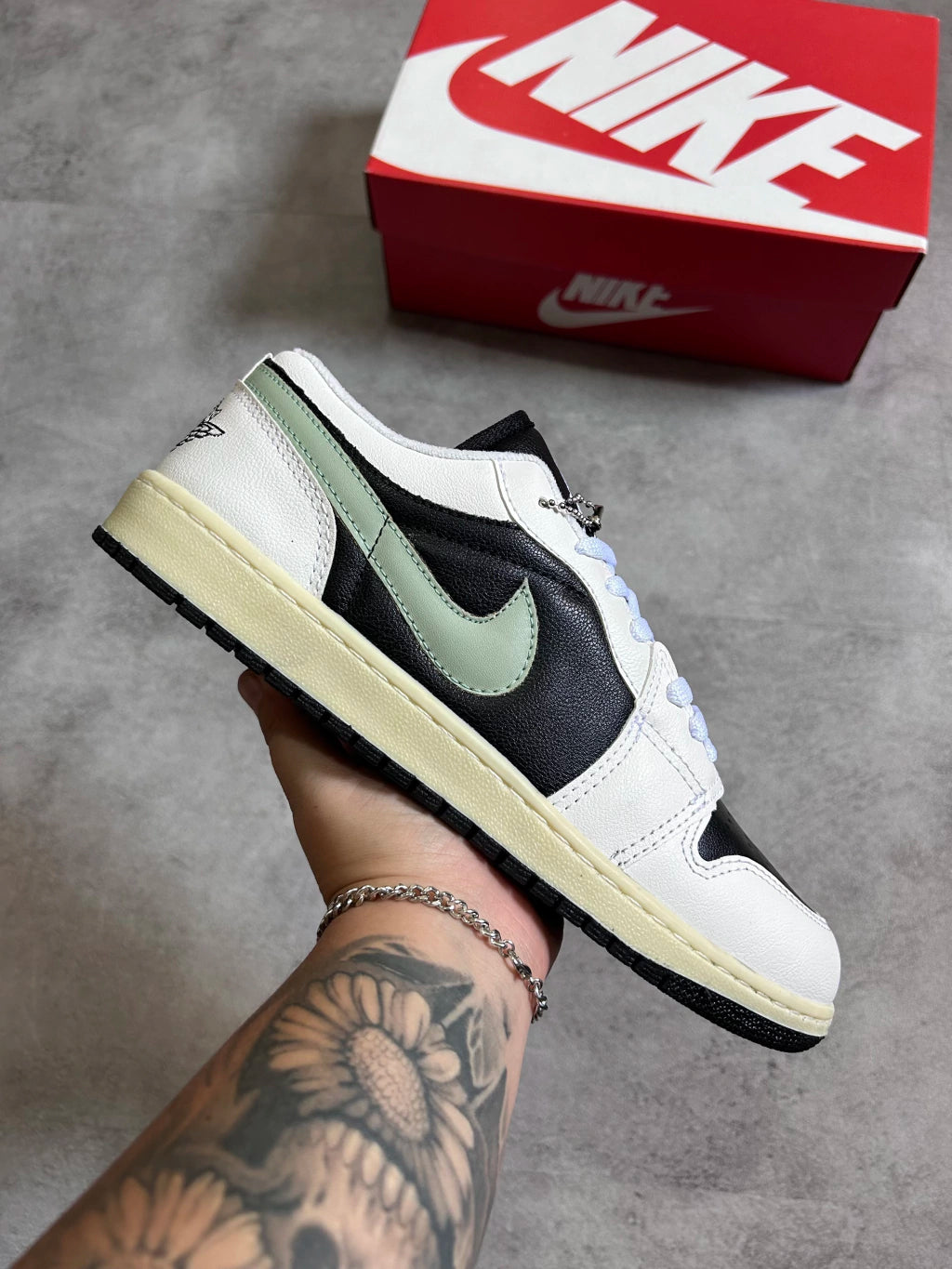 Air Jordan 1 Low