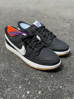Tênis Nike Dunk Low "Preto e Branco"