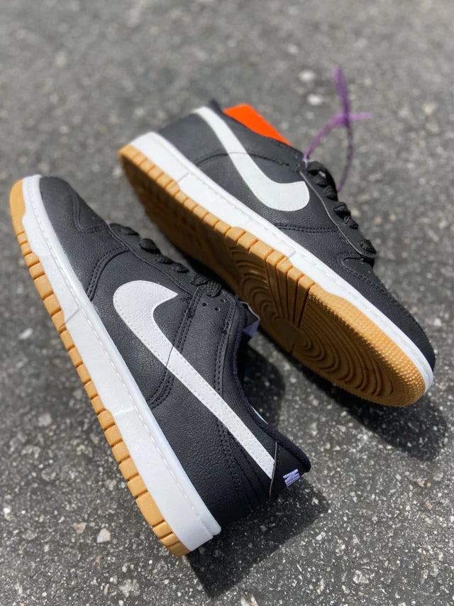 Tênis Nike Dunk Low "Preto e Branco"