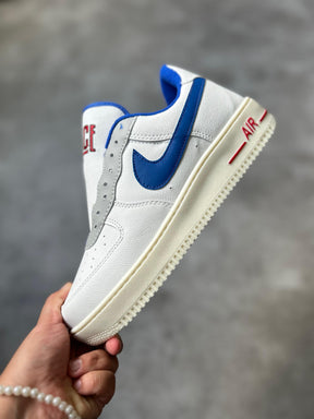 Nike Air Force " 1'07 LX"