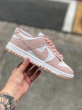 Tênis Nike Dunk Low "Rosa e Branco"