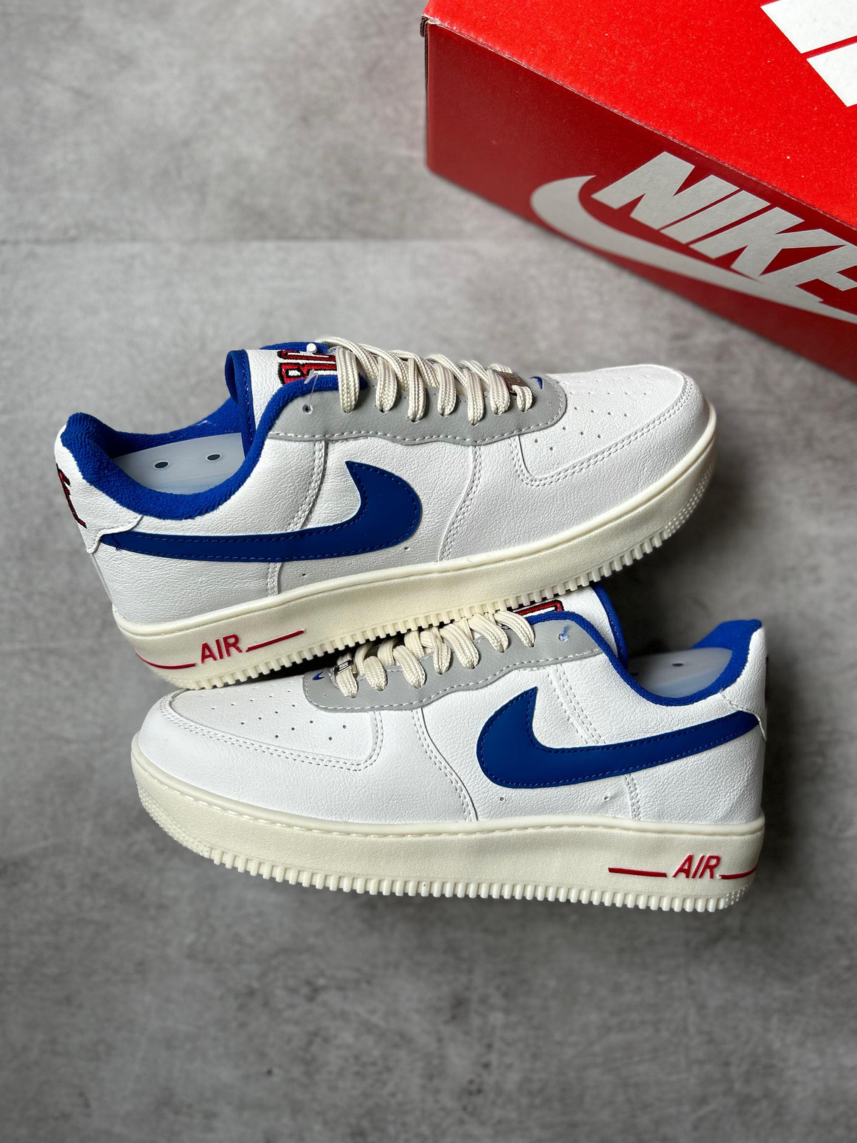 Nike Air Force " 1'07 LX"