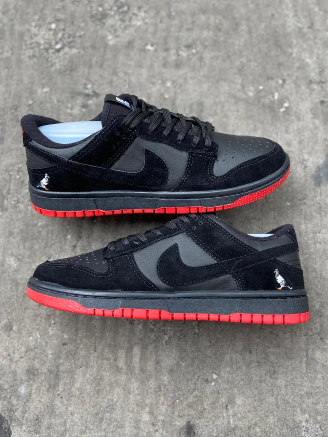 Tênis Nike Dunk Low "Preto e Vermelho