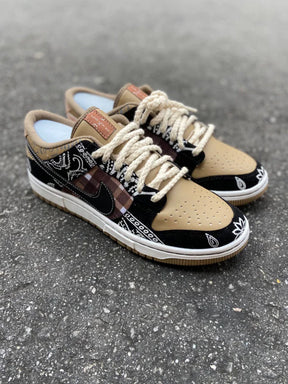Tênis Nike Dunk Low "Cactus Jack"