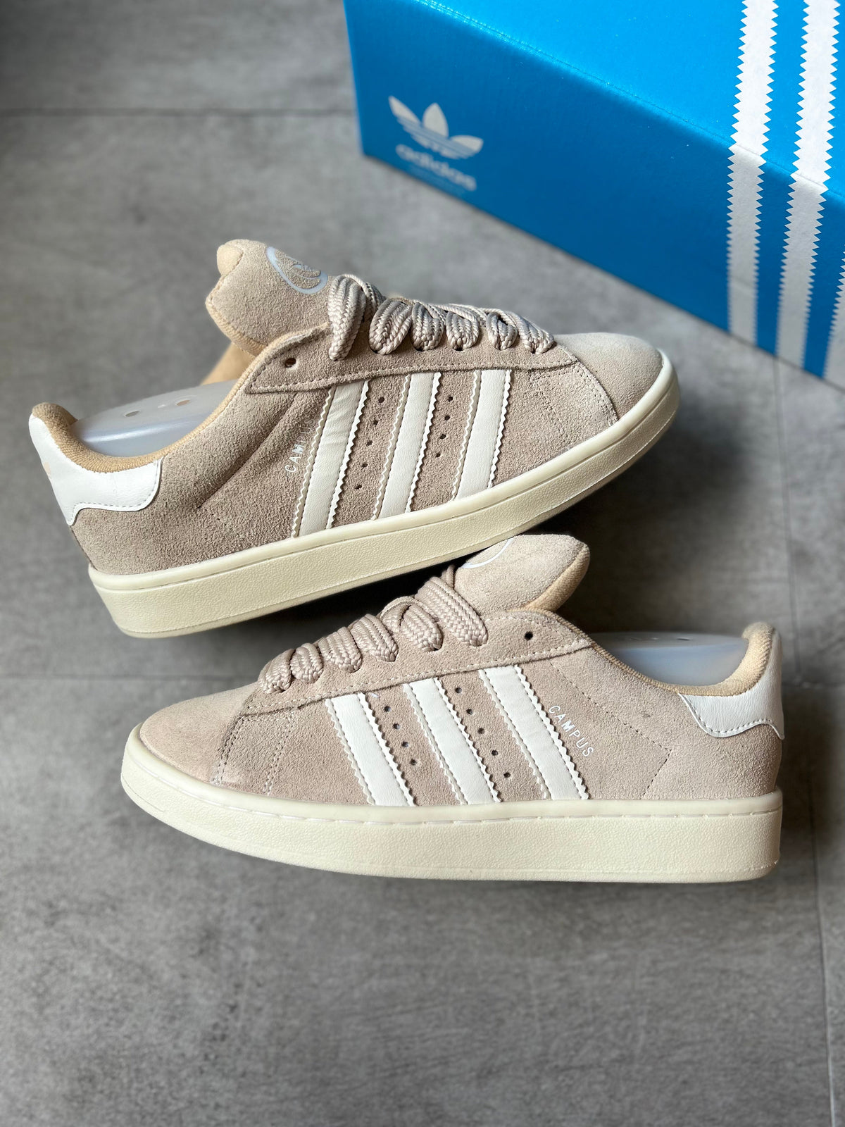 Adidas "Campus 00'S"