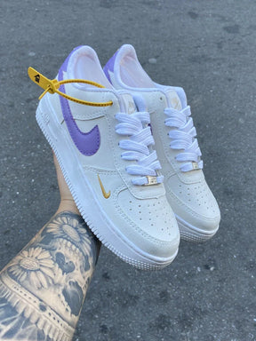 Nike Air Force "Roxo e branco"