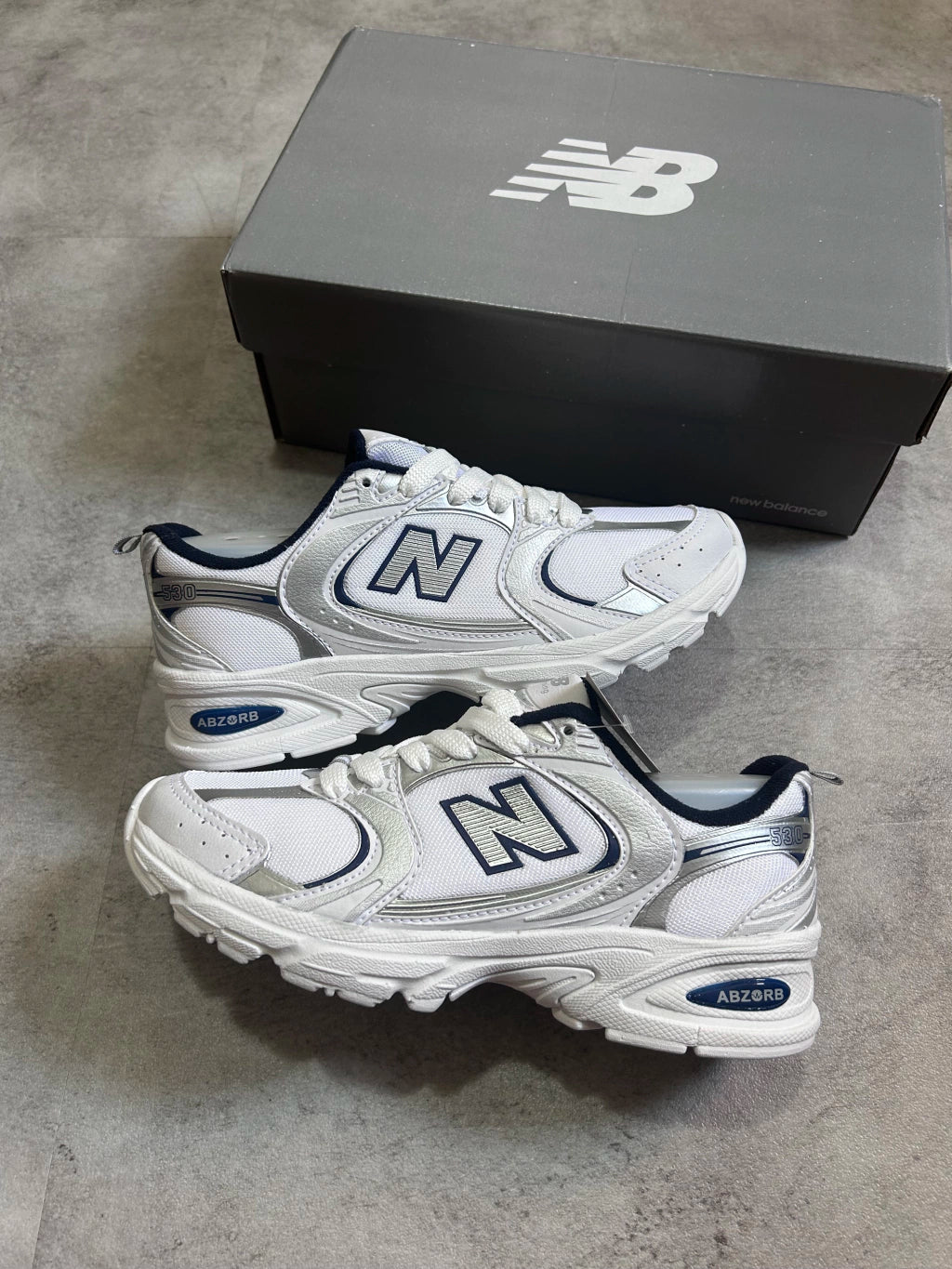 New Balance 530