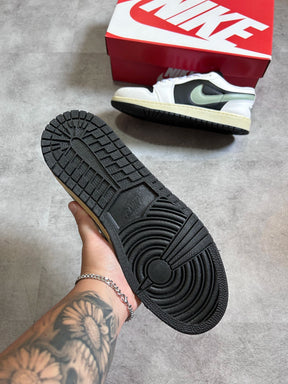 Air Jordan 1 Low