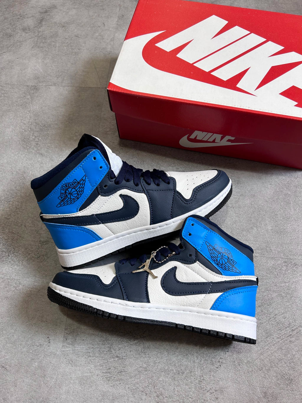 Air Jordan 1