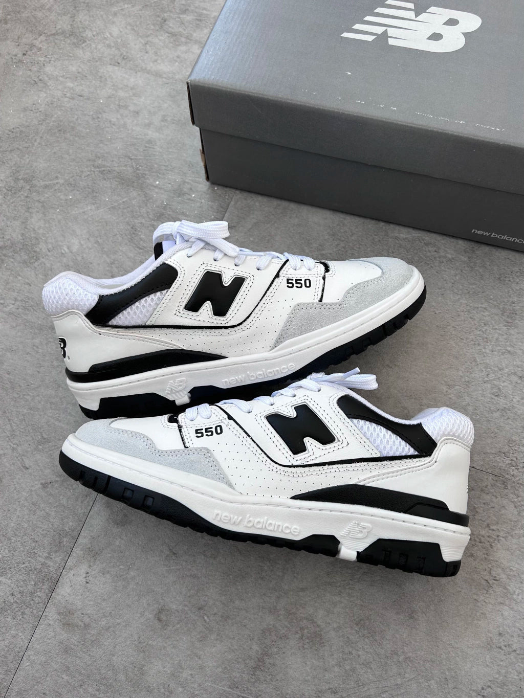 New Balance "550"