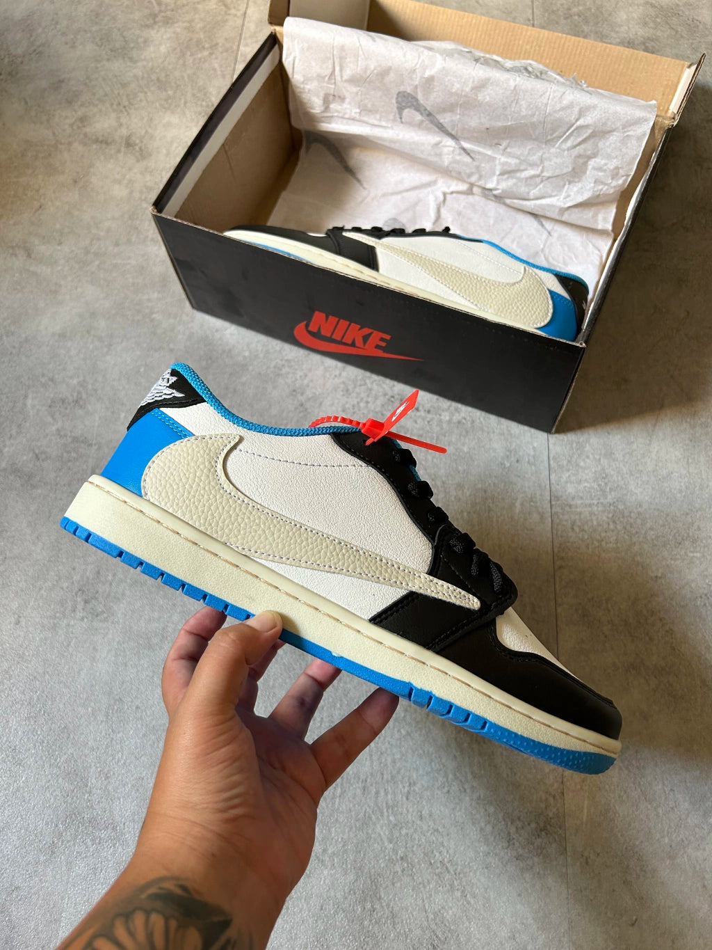 Air Jordan 1 Low Travis Scott