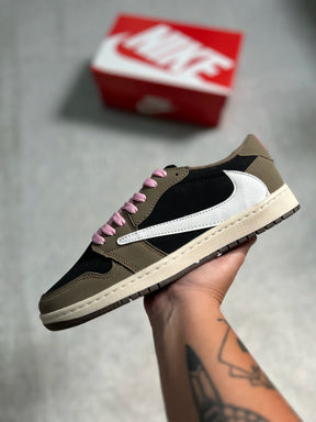 Air Jordan 1 Low Travis Scott