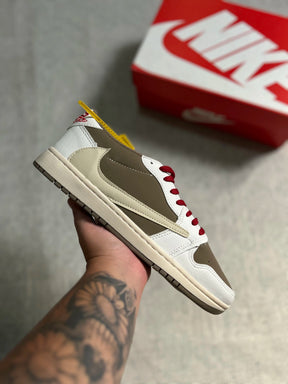 Air Jordan 1 Low Travis Scott