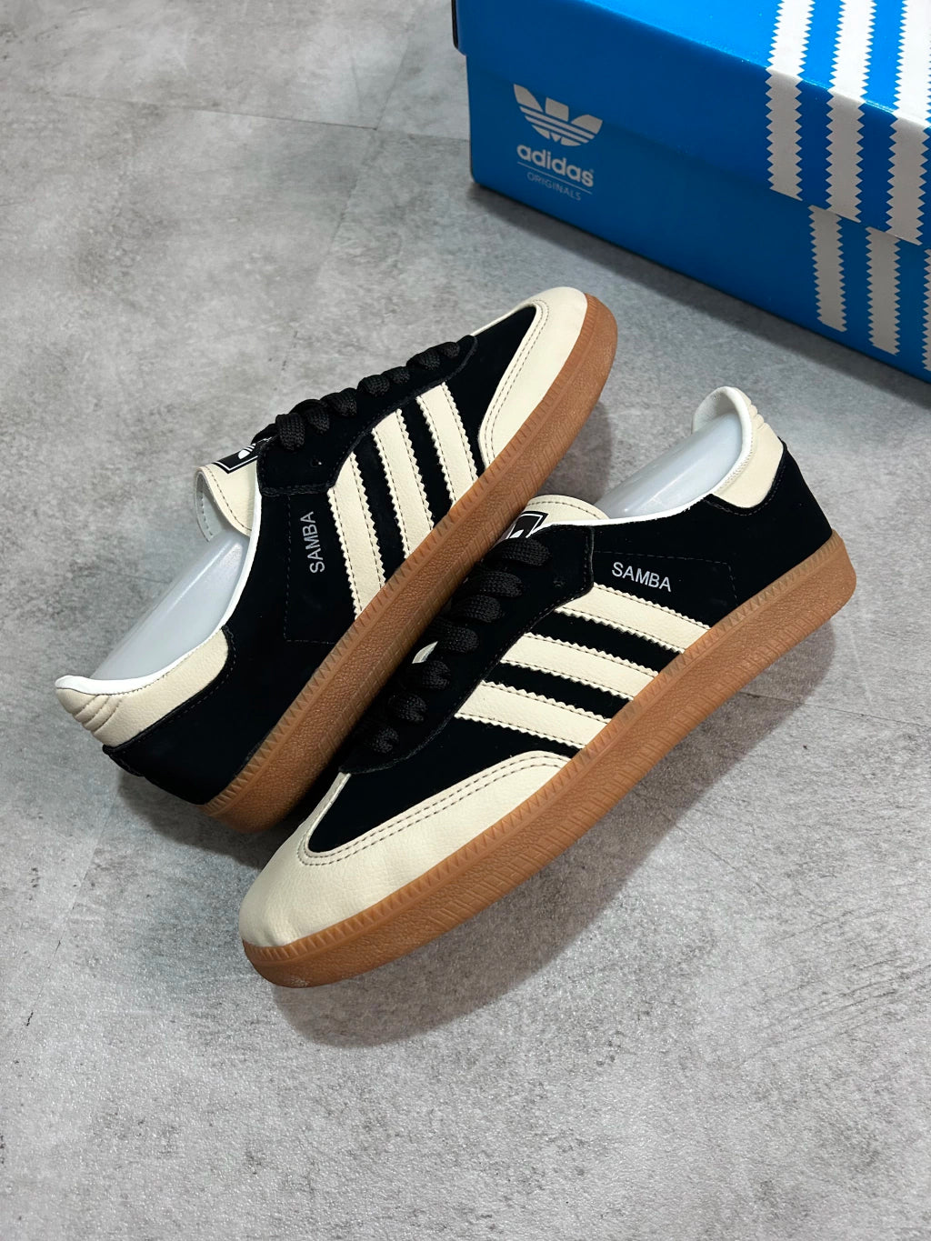 Adidas Samba