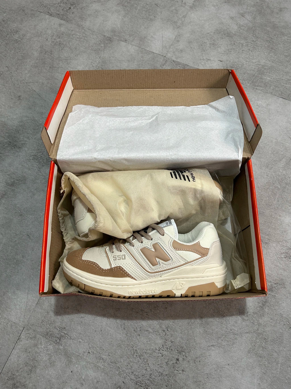 New Balance 550