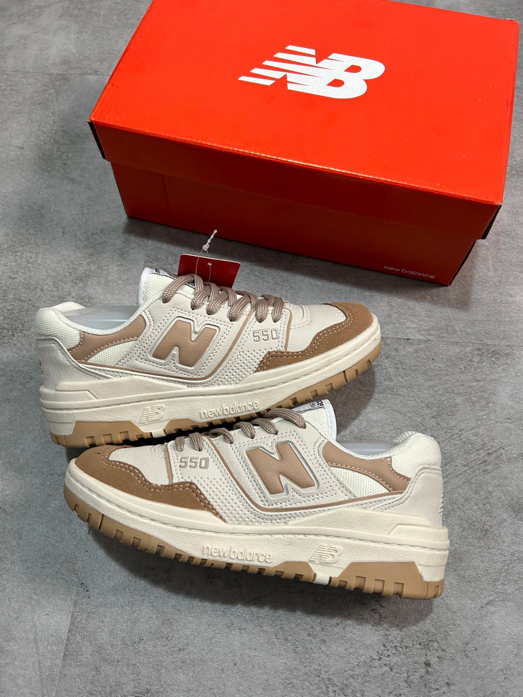 New Balance 550