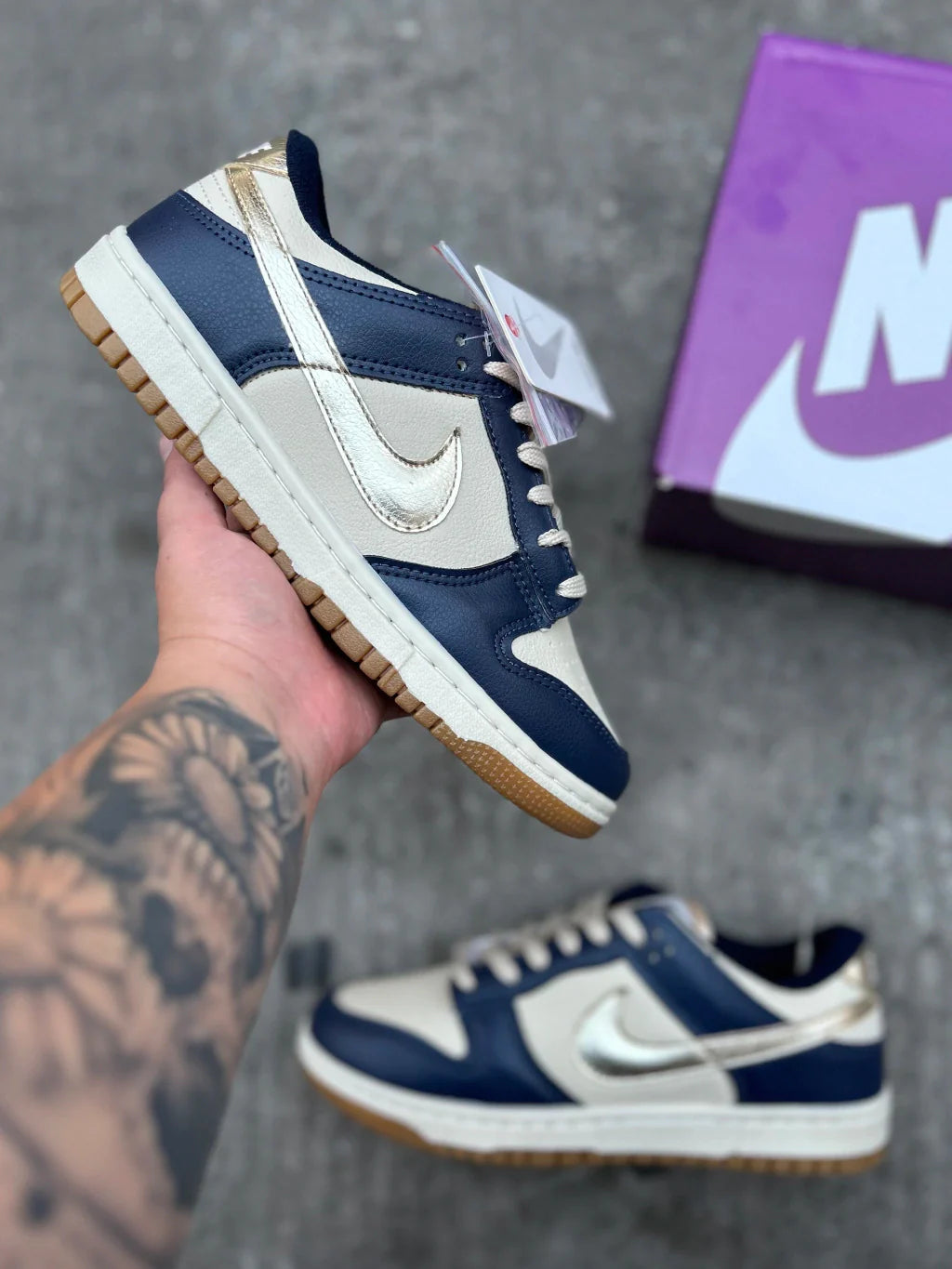 Nike Dunk Low "Azul e Dourado"
