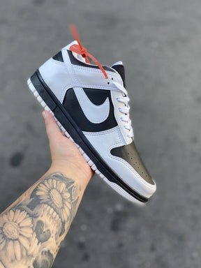 Nike Dunk Low "Branco e Preto"